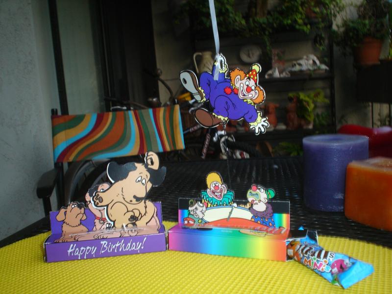 The Balloon Buddy - detail